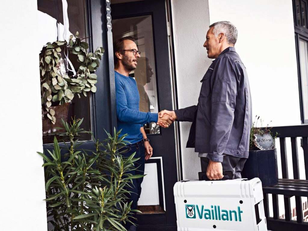 service-centrale-vaillant-reparatii-centrale-termice-vaillant Service centrale Vaillant. Service si intretinere centrale termice in condensare Vaillant - IaniTeh